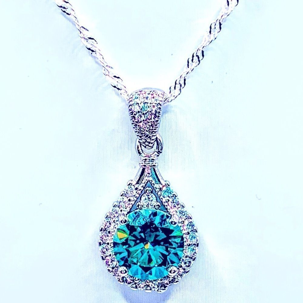 NEW! SPARKLING S925 AUSTRIAN CRYSTAL PENDANT W/ITALIAN S925 16” WAVE CHAIN!